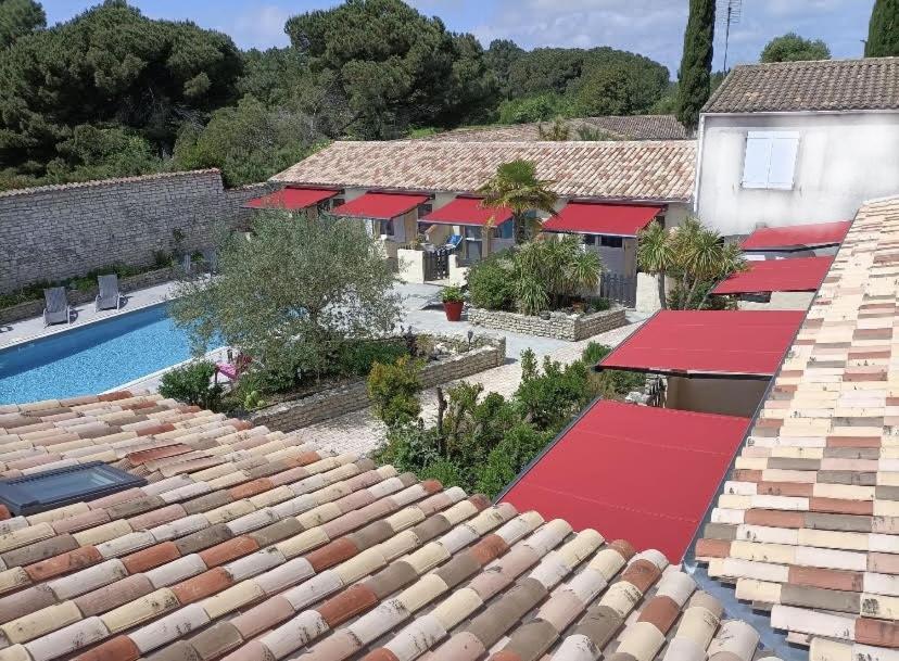 Villa Del Re 3 Face A La Piscine La Flotte Extérieur photo